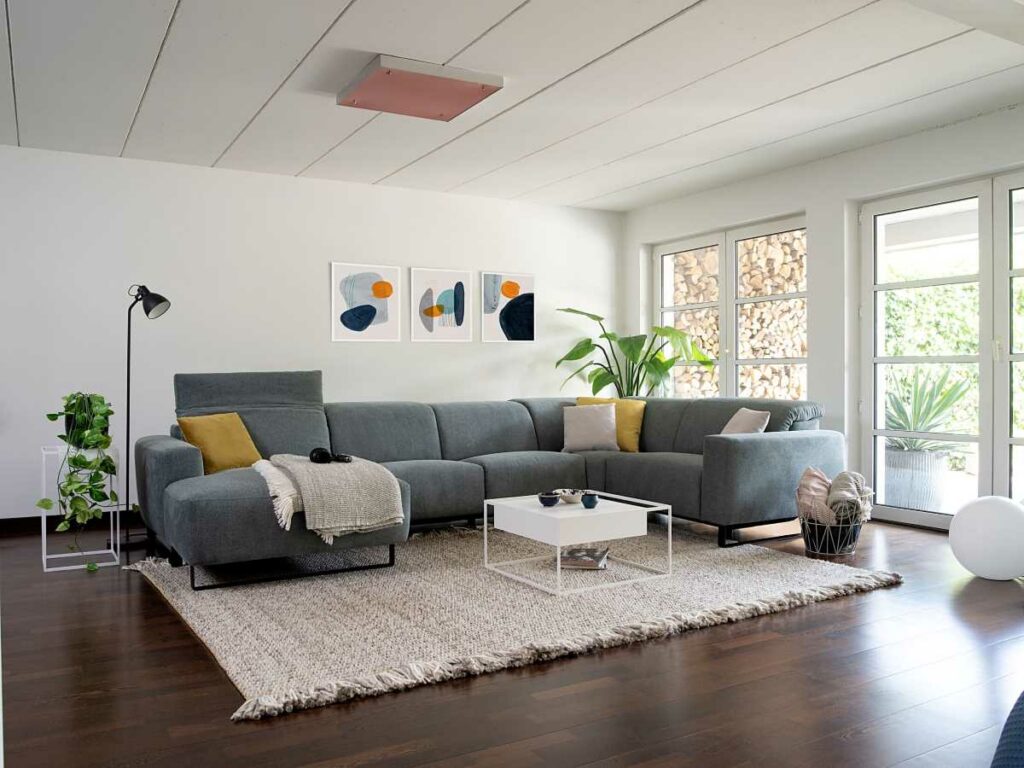 Hoeksalon met longchair in stof